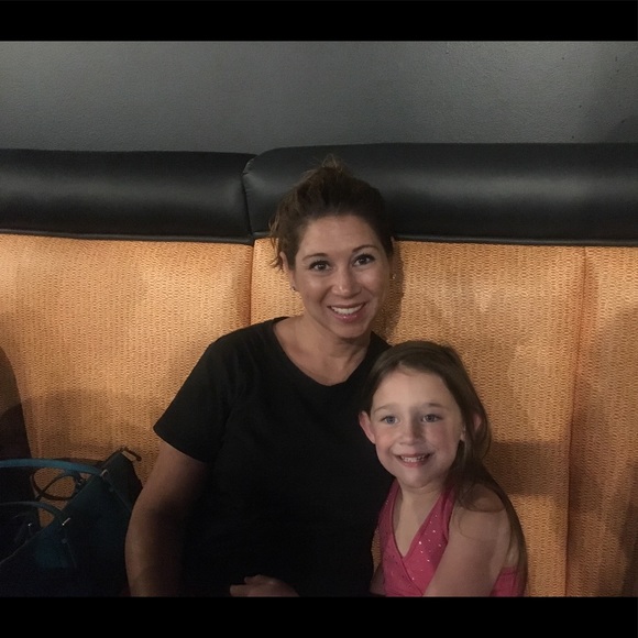 Meet your Posher, Catherine - Picture 1 of 1